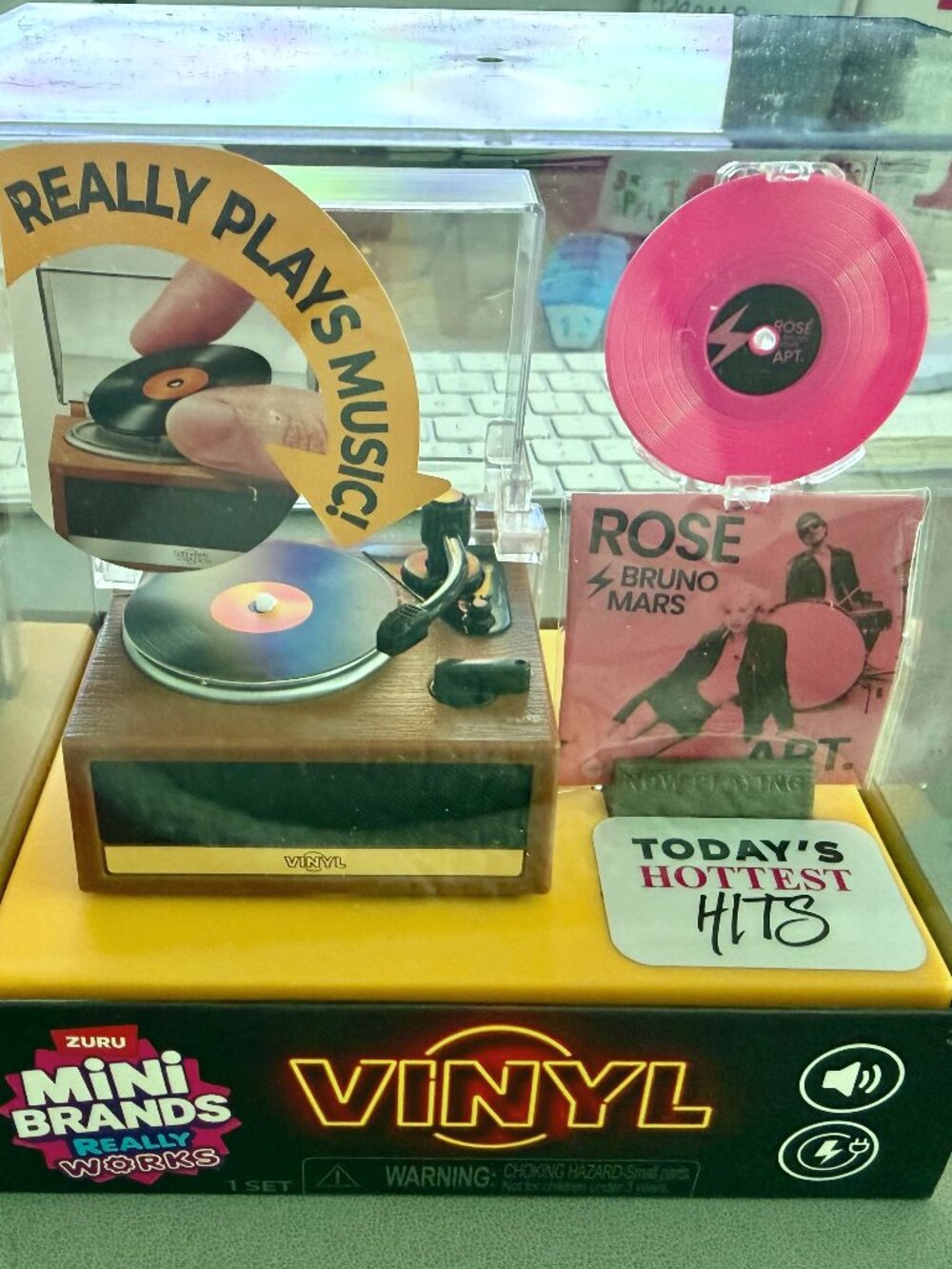 ZURU Mini Brands Vinyl Record Player ROSE Bruno Mars APT Playset NEW In Hand NIB